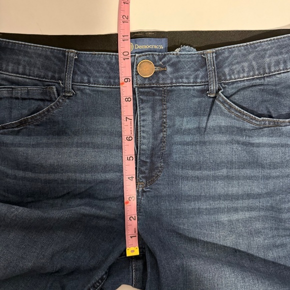Democracy Itty Bitty Bootcut Jeans - Picture 6 of 7